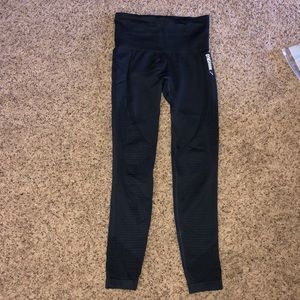 Gym shark leggings